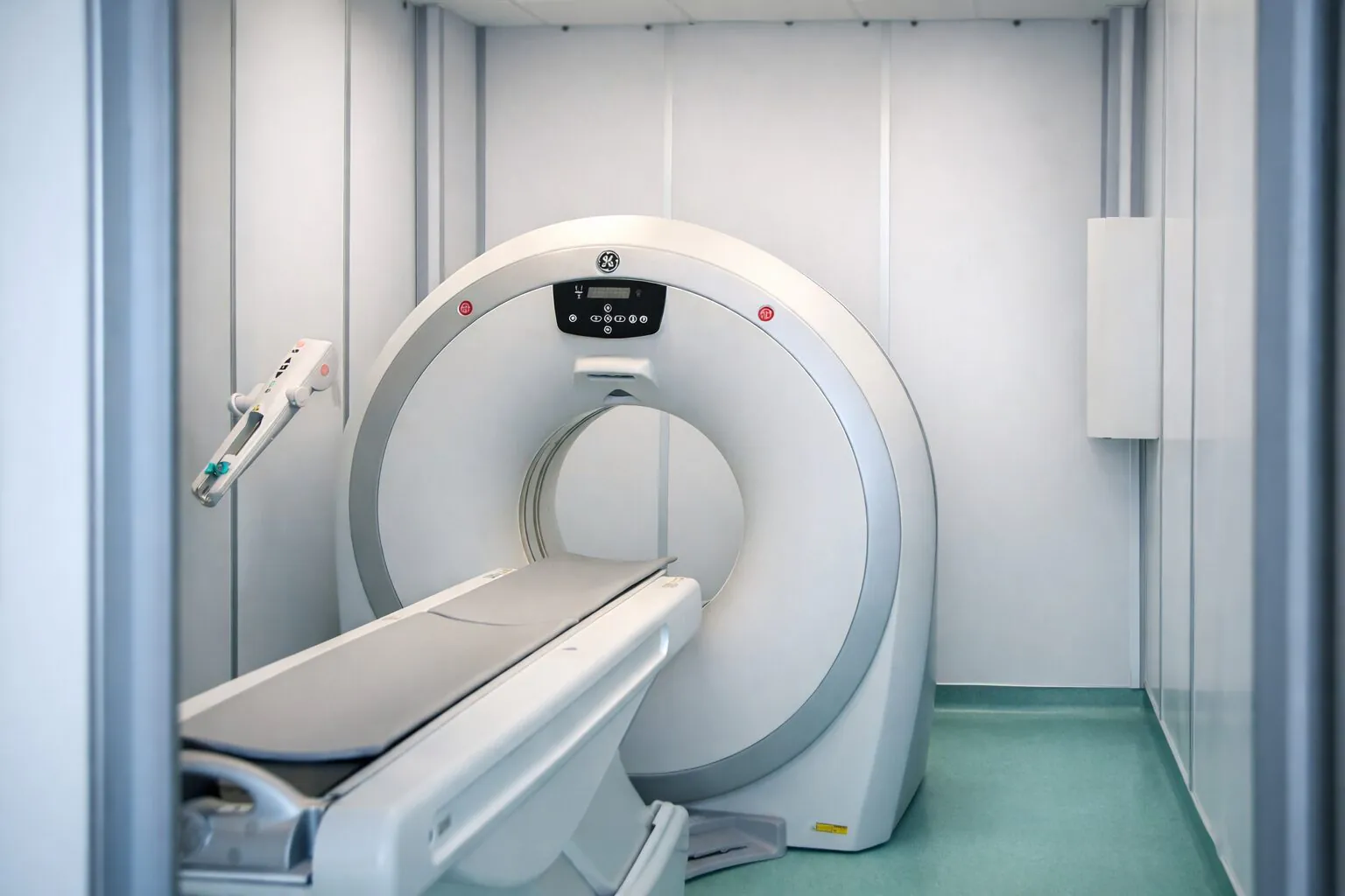Rozbudowa kliniki i pierwszy tomograf w regionie! Vetzone w Rumunii podnosi standardy diagnostyki weterynaryjnej